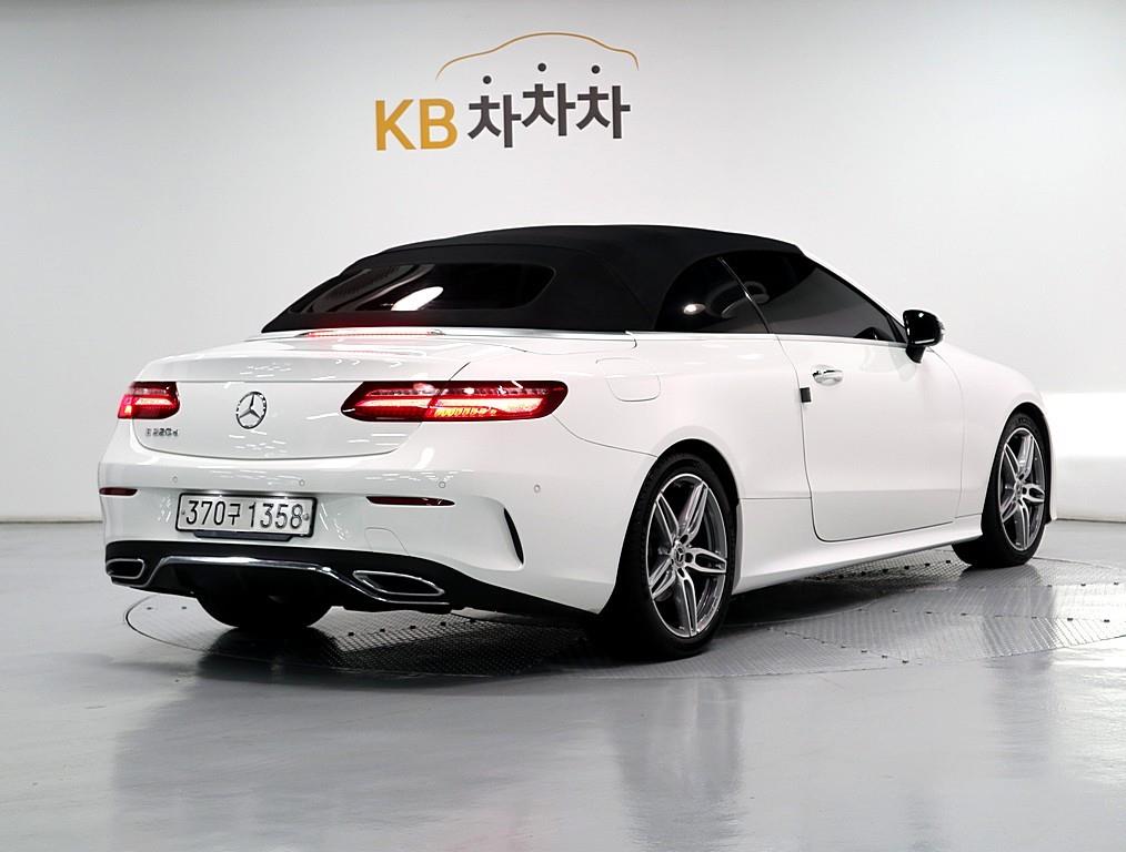 Mercedes Benz E class - Vista 5