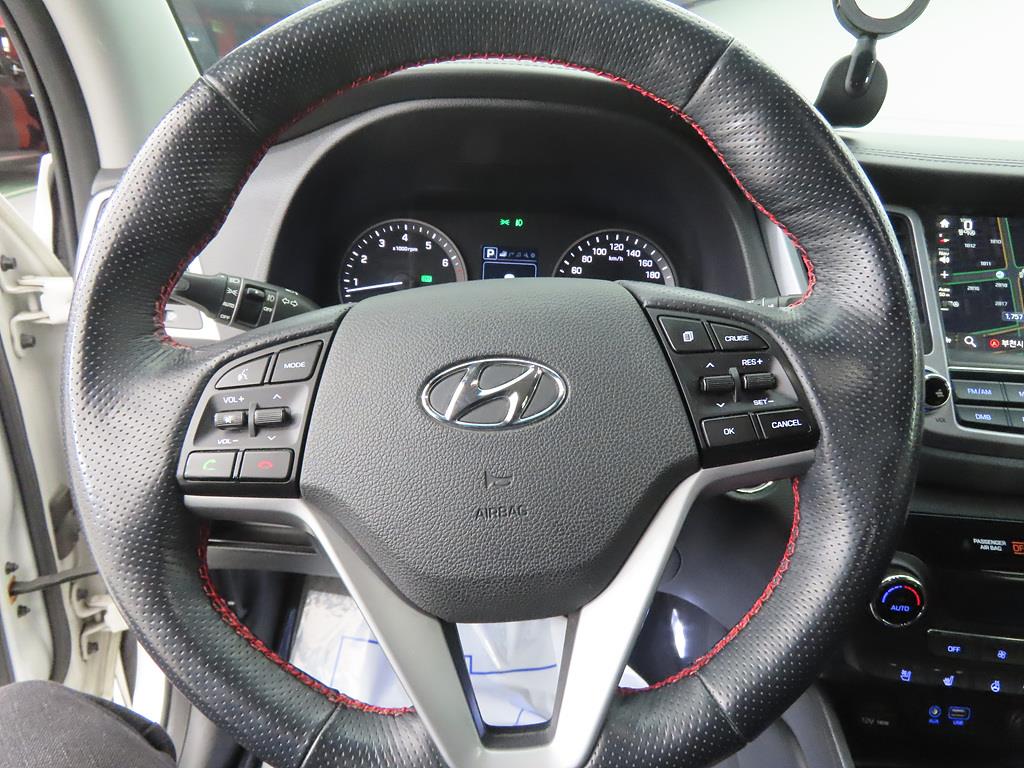 HYUNDAI Tucson - Vista 8