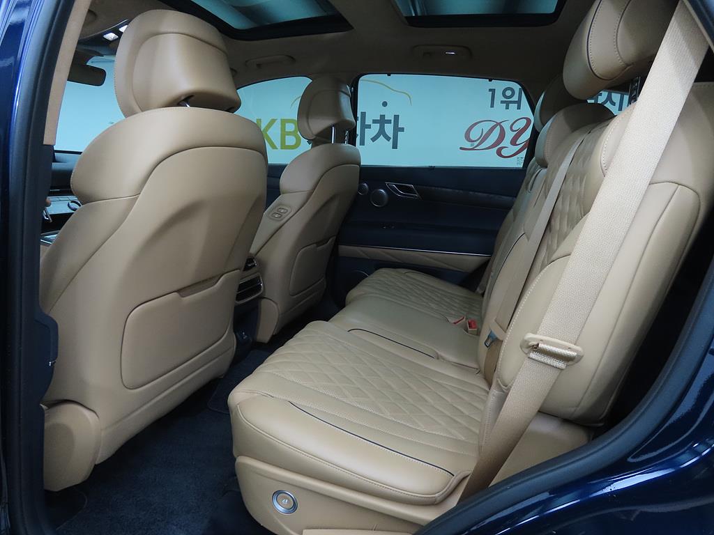 Genesis GV80 - Vista 6