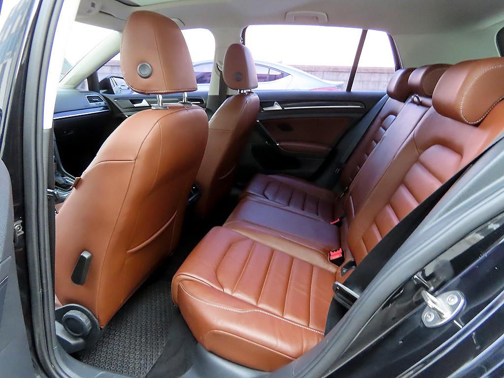 Volkswagen Golf - Vista 6