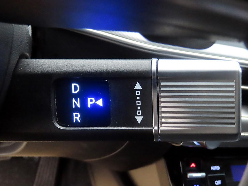 HYUNDAI Grandeur - Vista 10