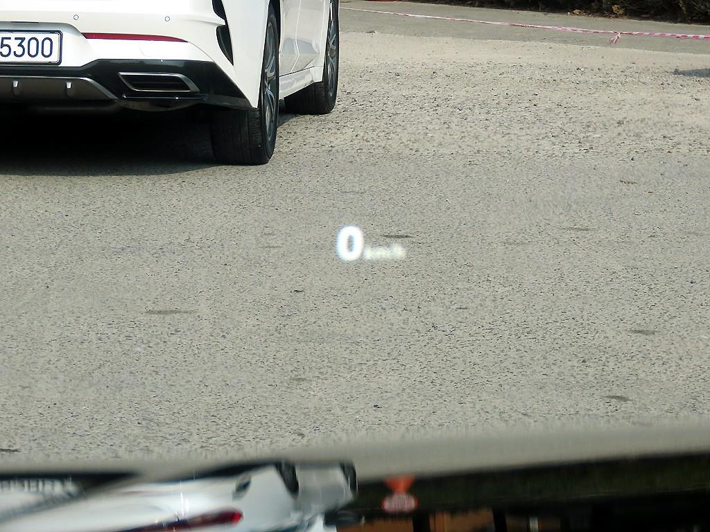 HYUNDAI Grandeur - Vista 10