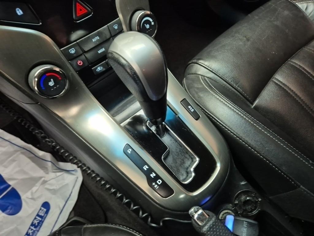 Chevrolet Cruise - Vista 8