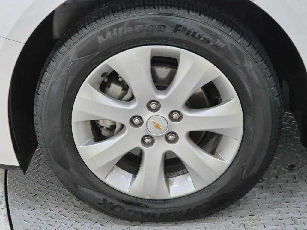 Chevrolet Cruise 2015 Blanco - Importación desde Corea - HF Imports Iquique - Foto 18