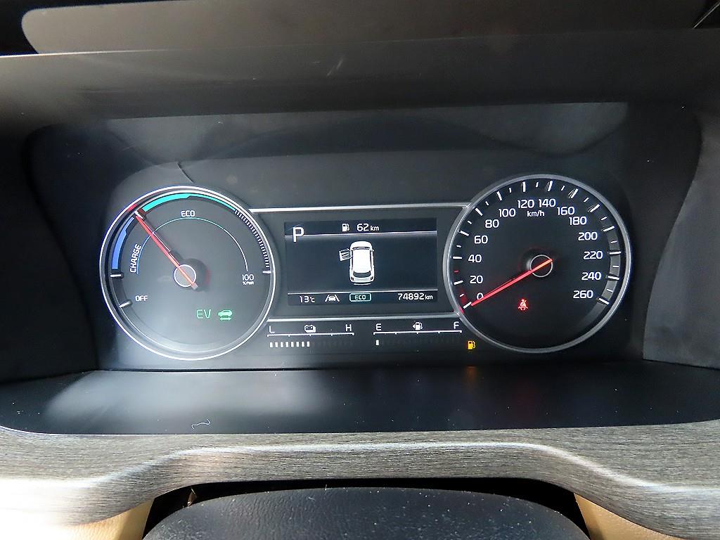 KIA Sorento - Vista 9