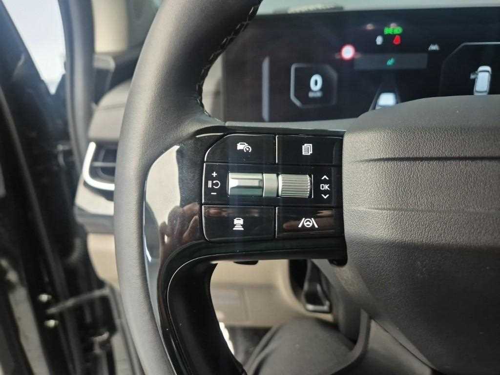 KIA Carnival 2025 Negro - Importación desde Corea - HF Imports Iquique - Foto 15