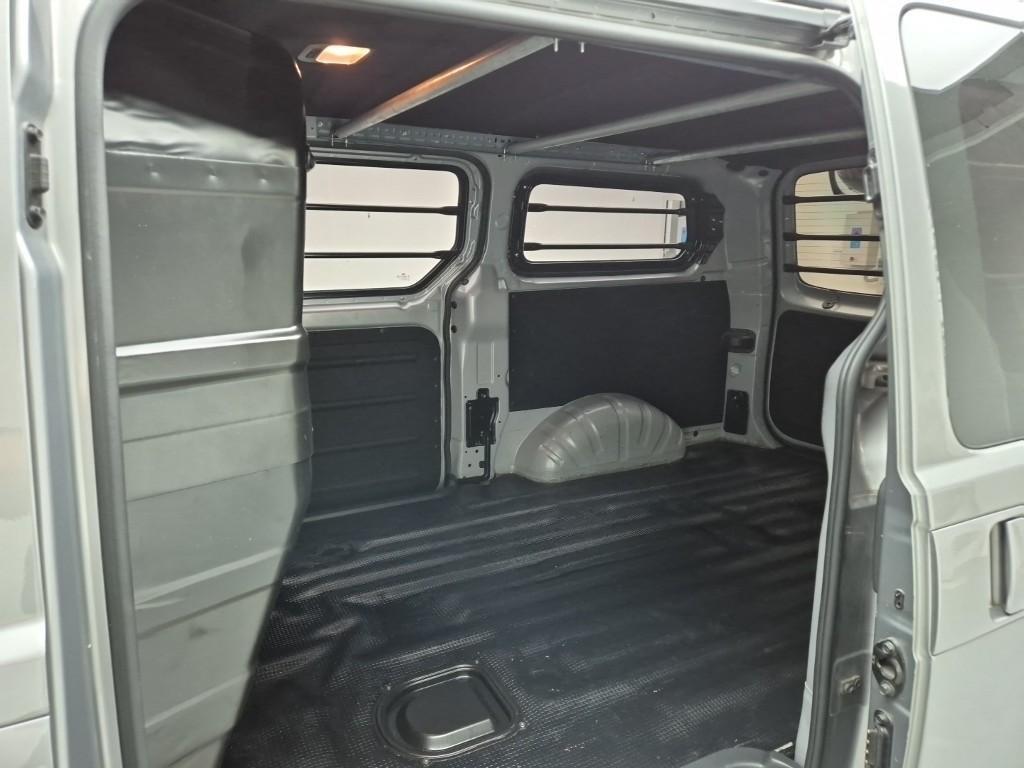 HYUNDAI Starex 2019 Plateado - Importación desde Corea - HF Imports Iquique - Foto 16