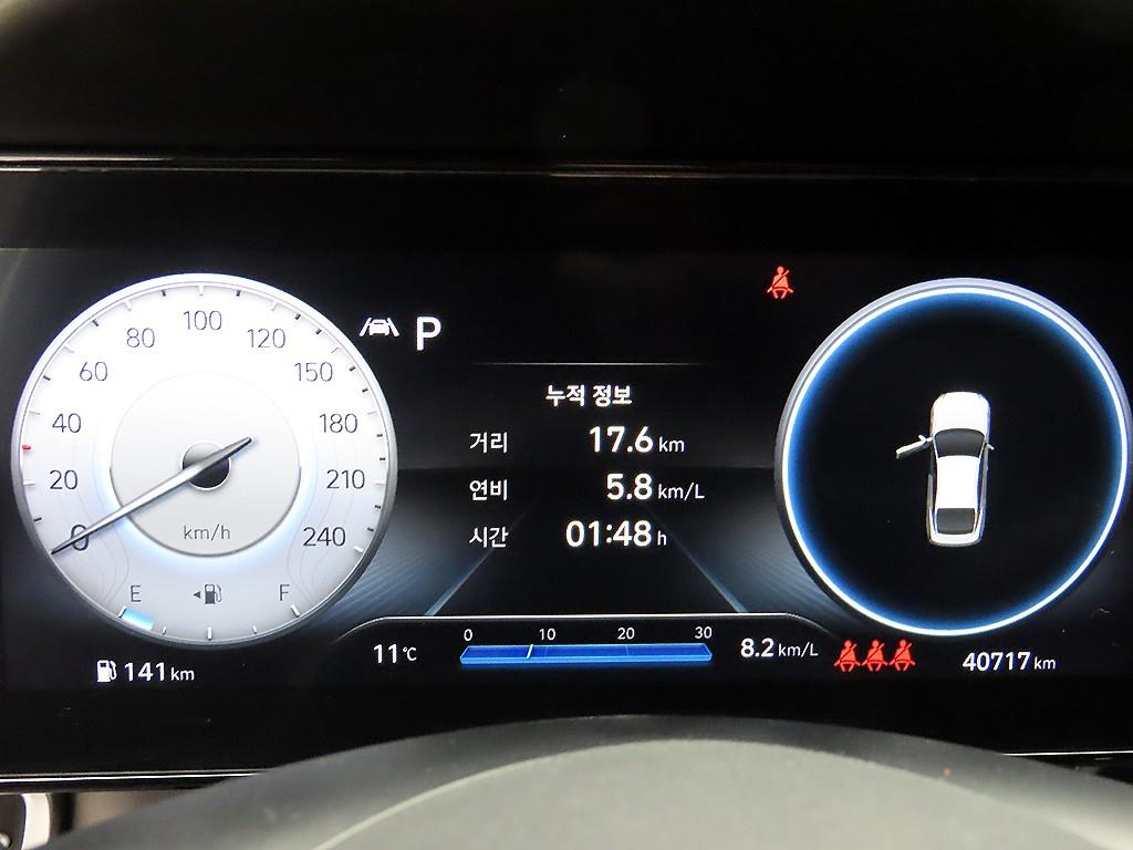 HYUNDAI Avante - Vista 8