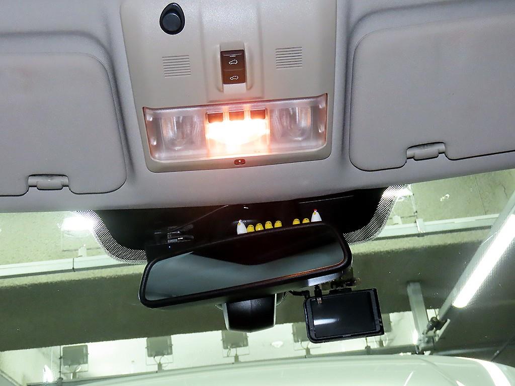 Land Rover Discovery 2016 Blanco - Importación desde Corea - HF Imports Iquique - Foto 15