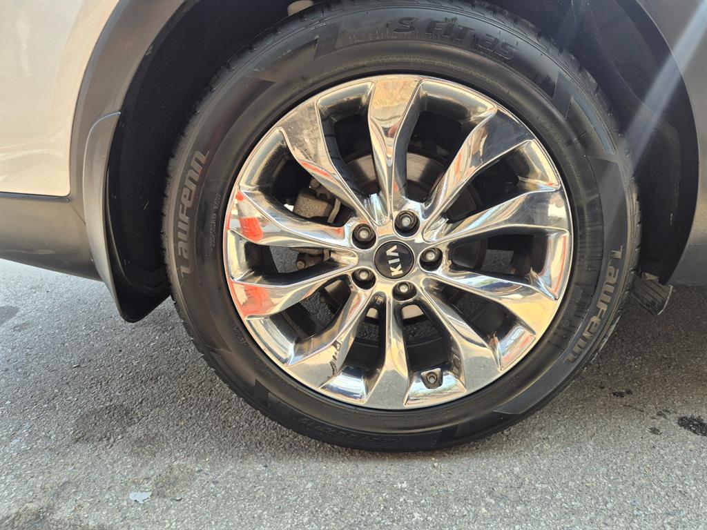 KIA Sorento 2019 Blanco - Importación desde Corea - HF Imports Iquique - Foto 18