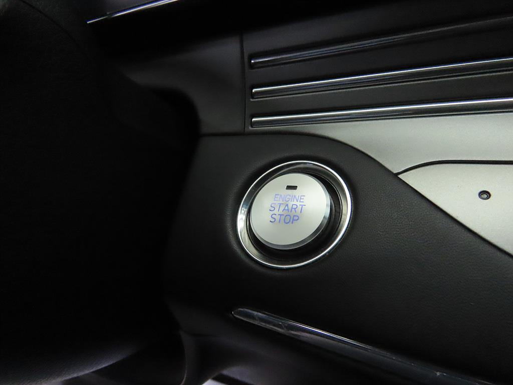 HYUNDAI Grandeur - Vista 10