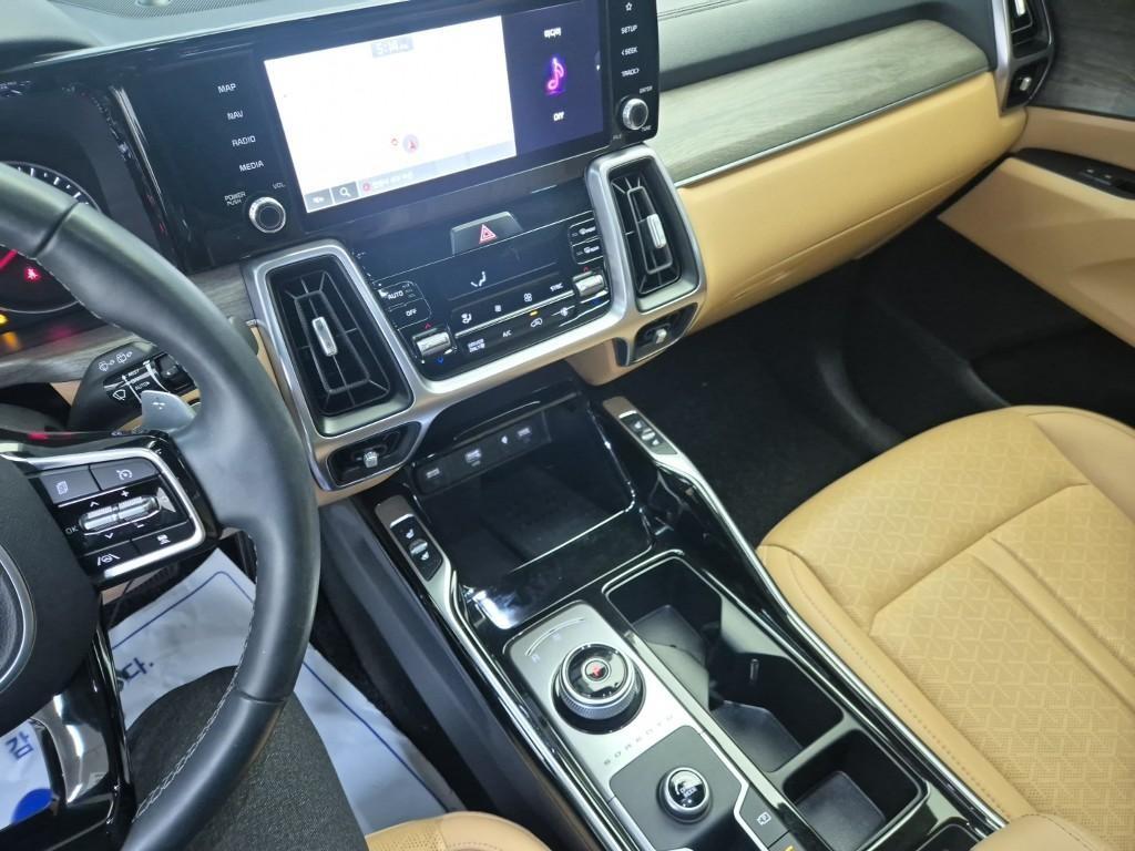 KIA Sorento - Vista 10