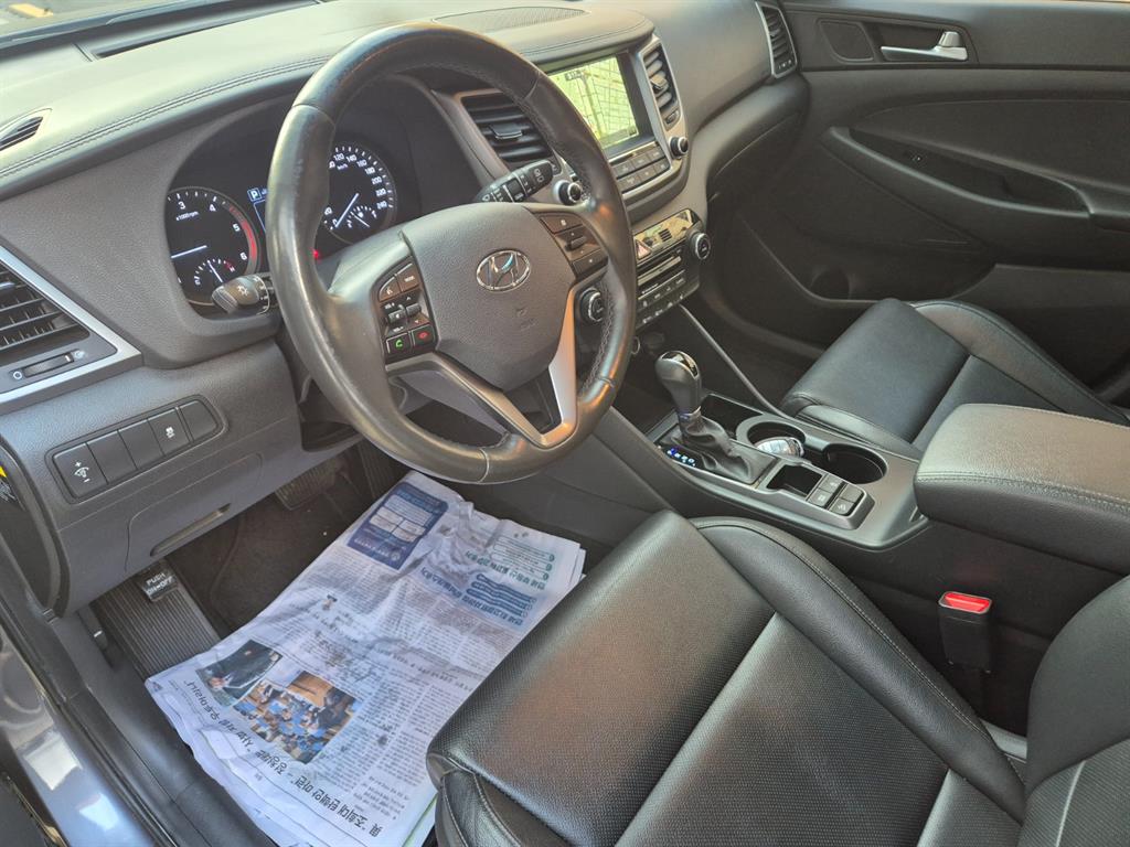 HYUNDAI Tucson - Vista 7