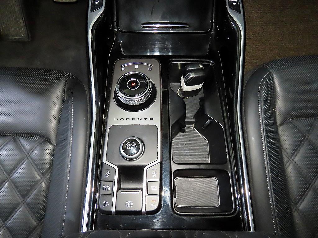 KIA Sorento - Vista 12