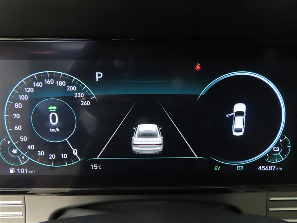 HYUNDAI Grandeur - Vista 9