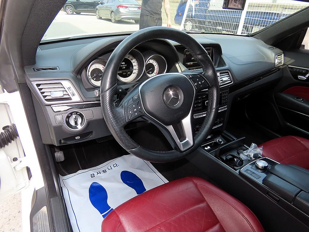 Mercedes Benz E class - Vista 7