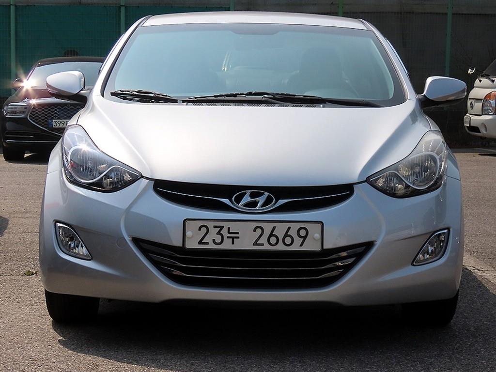 HYUNDAI Avante 2012 Gris - Importación desde Corea - HF Imports Iquique - Foto 1