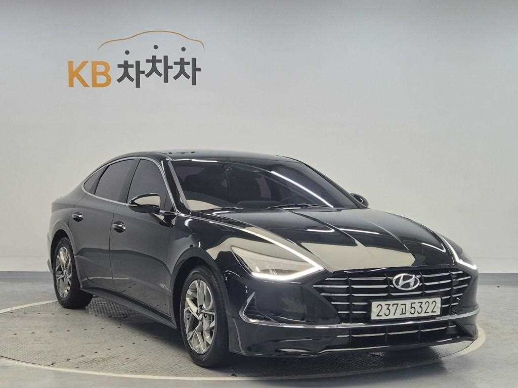 HYUNDAI Sonata - Vista 4