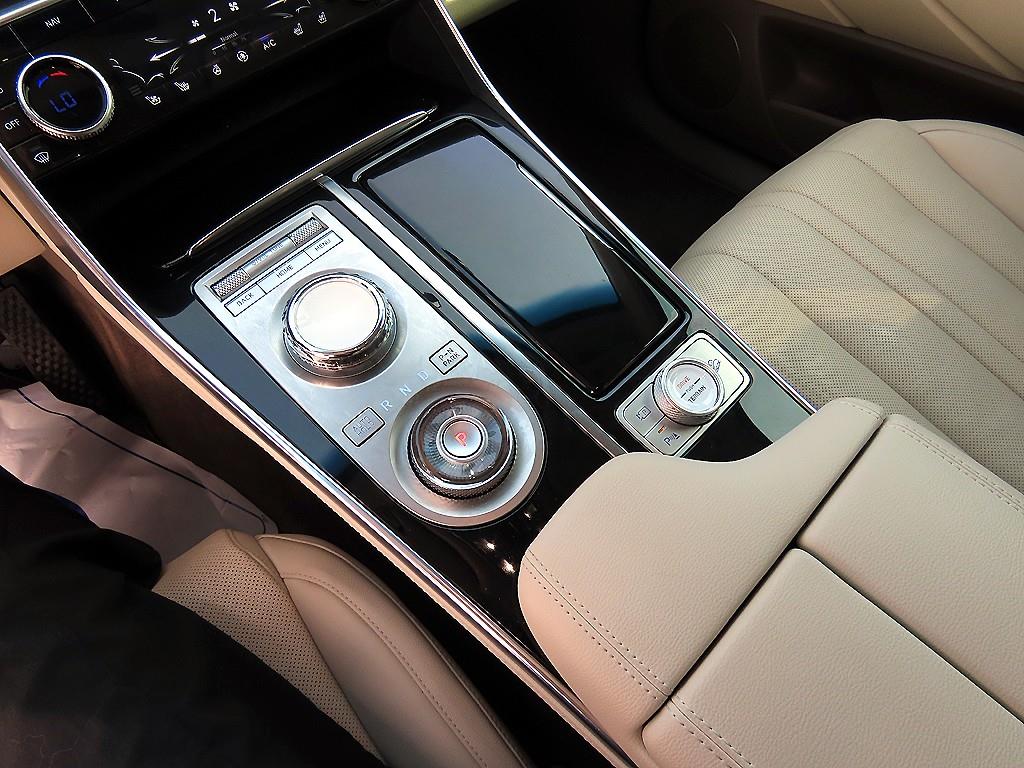 Genesis GV80 - Vista 12