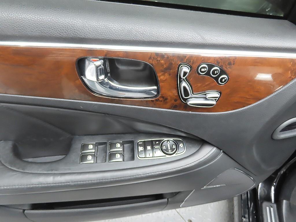 HYUNDAI Equus 2010 Negro - Importación desde Corea - HF Imports Iquique - Foto 11