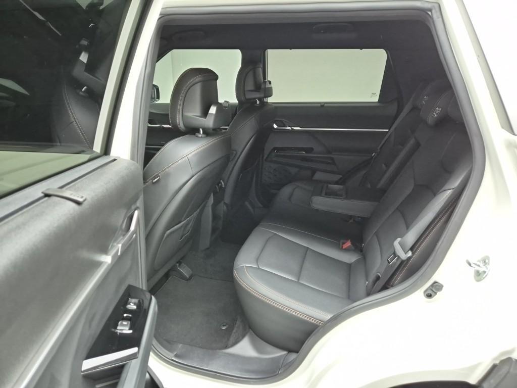 Ssangyong Torres - Vista 12