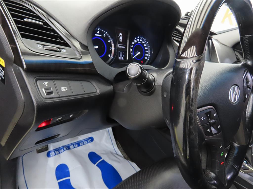 HYUNDAI Grandeur 2014 Negro - Importación desde Corea - HF Imports Iquique - Foto 13