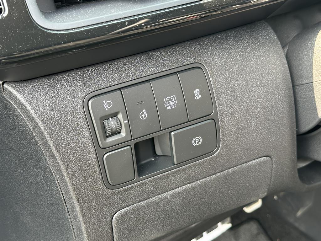 HYUNDAI Staria - Vista 11