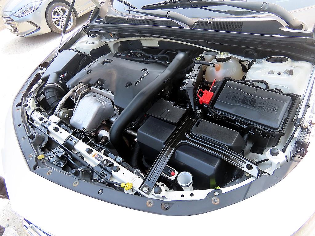 Chevrolet Malibu 2017 Blanco - Importación desde Corea - HF Imports Iquique - Foto 18