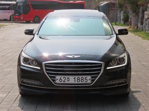 HYUNDAI Genesis - Vista 2