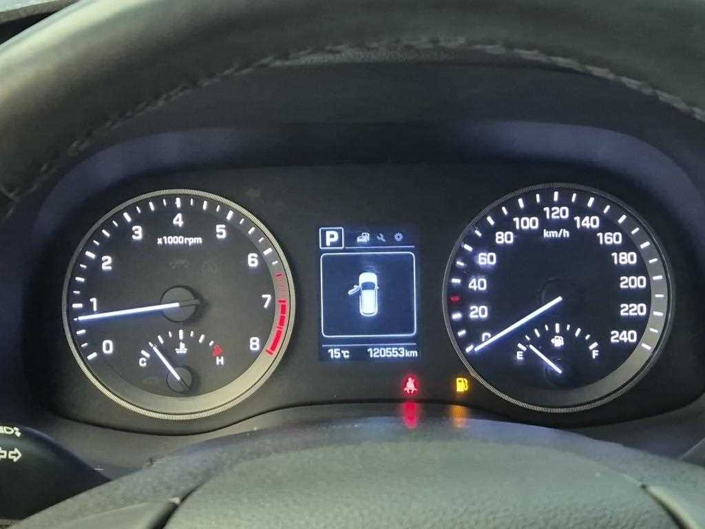 HYUNDAI Tucson - Vista 6