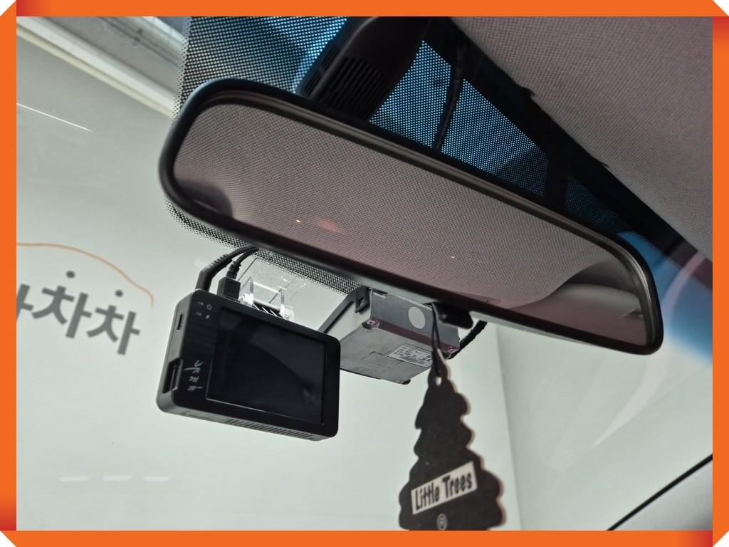 HYUNDAI Ioniq 2018 Blanco - Importación desde Corea - HF Imports Iquique - Foto 17