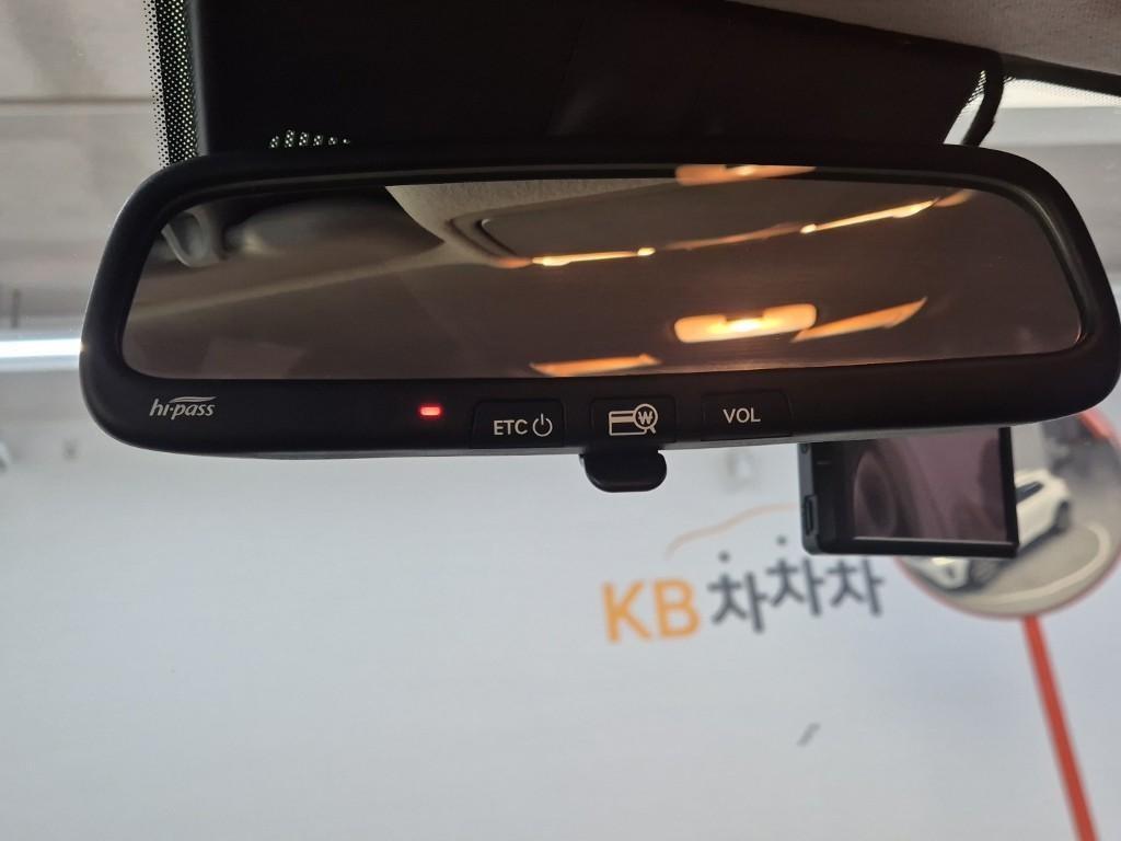 KIA Stonic 2019 Blanco - Importación desde Corea - HF Imports Iquique - Foto 17