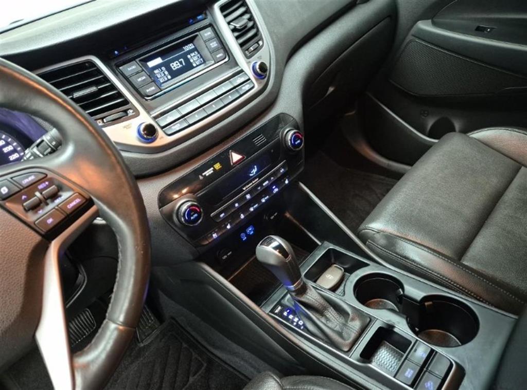 HYUNDAI Tucson - Vista 10