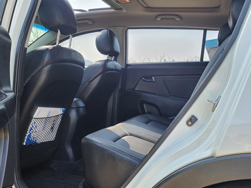 KIA Sportage - Vista 8