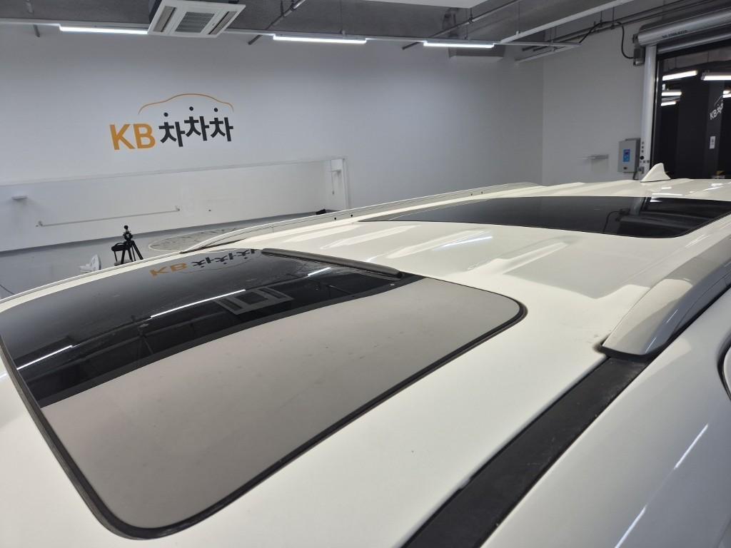 KIA Carnival 2016 Blanco - Importación desde Corea - HF Imports Iquique - Foto 13