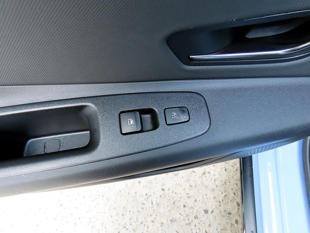 HYUNDAI Avante 2022 skyblue - Importación desde Corea - HF Imports Iquique - Foto 17