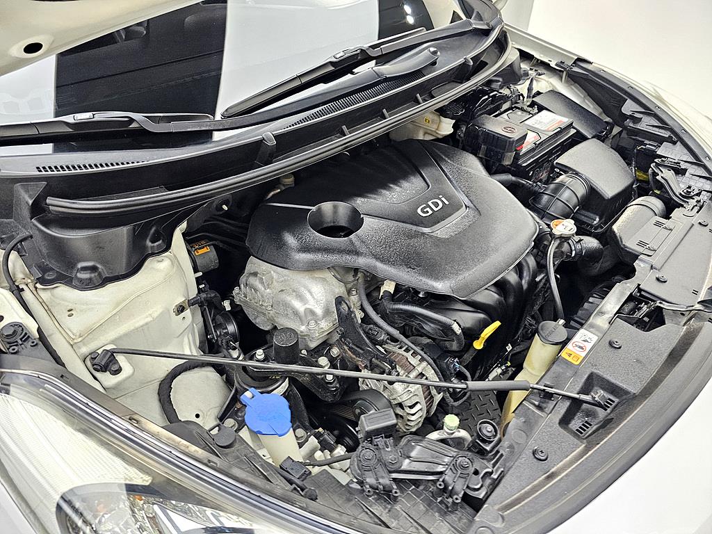 HYUNDAI i30 - Vista 6