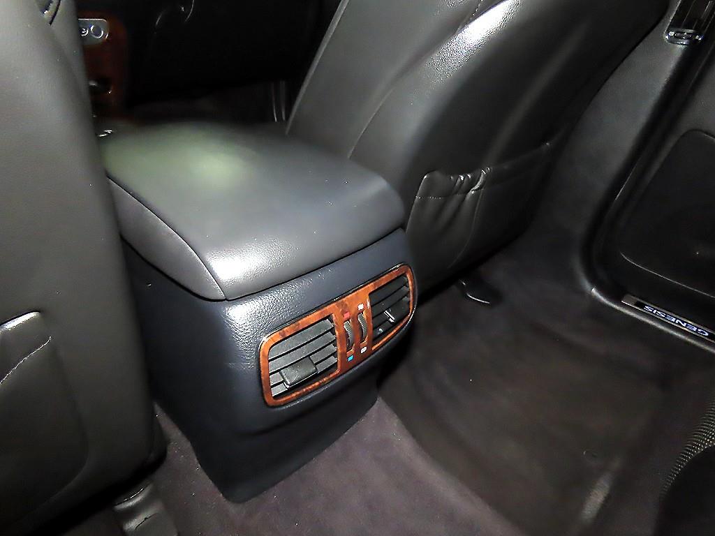 HYUNDAI Genesis 2008 Negro - Importación desde Corea - HF Imports Iquique - Foto 17