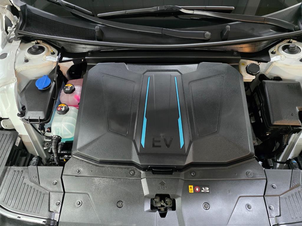 HYUNDAI Ioniq 5 2022 Blanco - Importación desde Corea - HF Imports Iquique - Foto 19