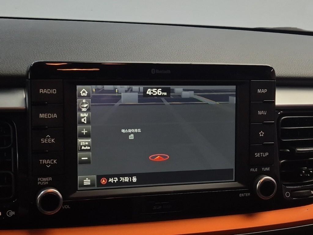 KIA Stonic 2019 Blanco - Importación desde Corea - HF Imports Iquique - Foto 13