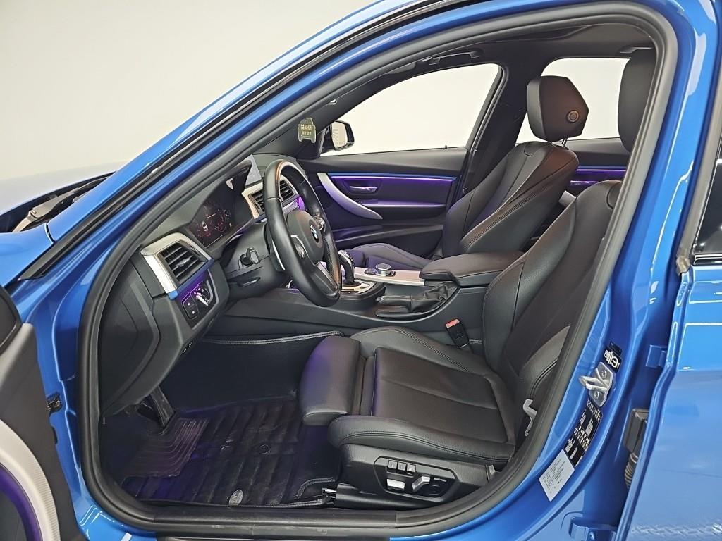 BMW 3 series - Vista 8