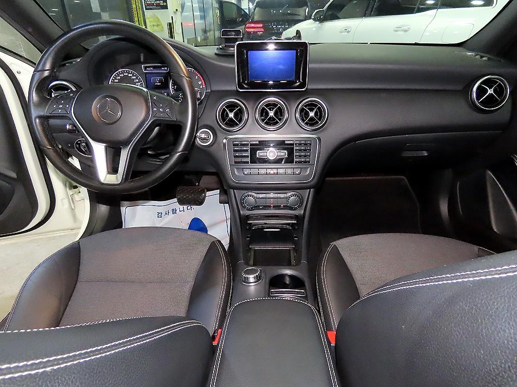 Mercedes Benz A Class - Vista 10