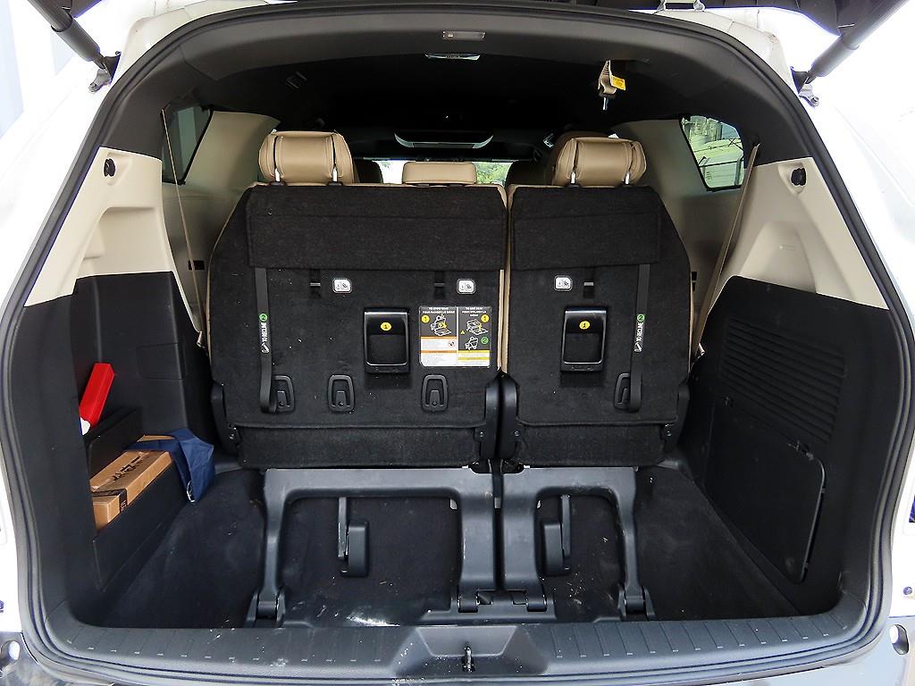 Toyota Siena 2023 Blanco - Importación desde Corea - HF Imports Iquique - Foto 16