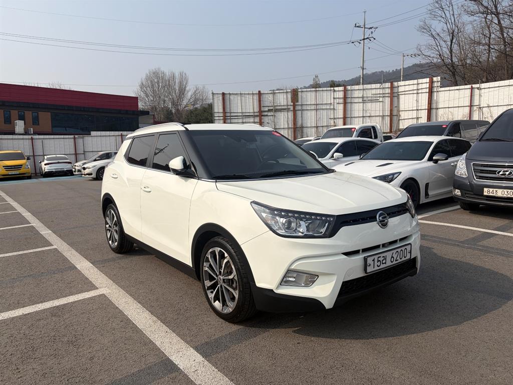 Ssangyong Tivoli - Vista 8