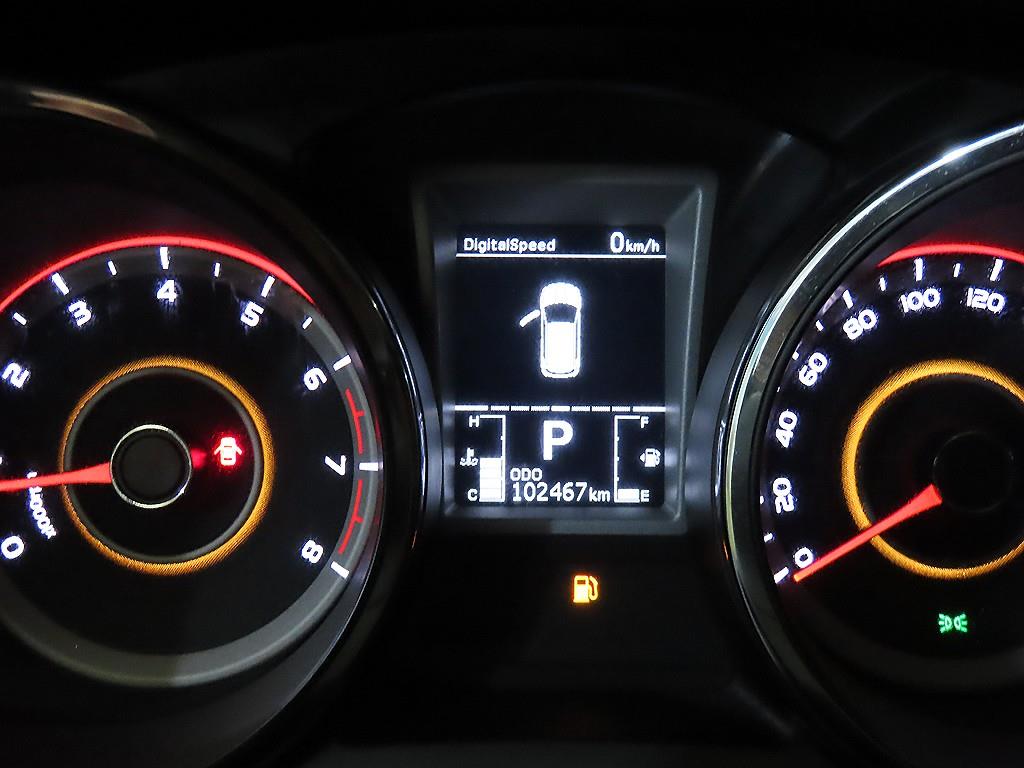 Ssangyong Tivoli - Vista 9