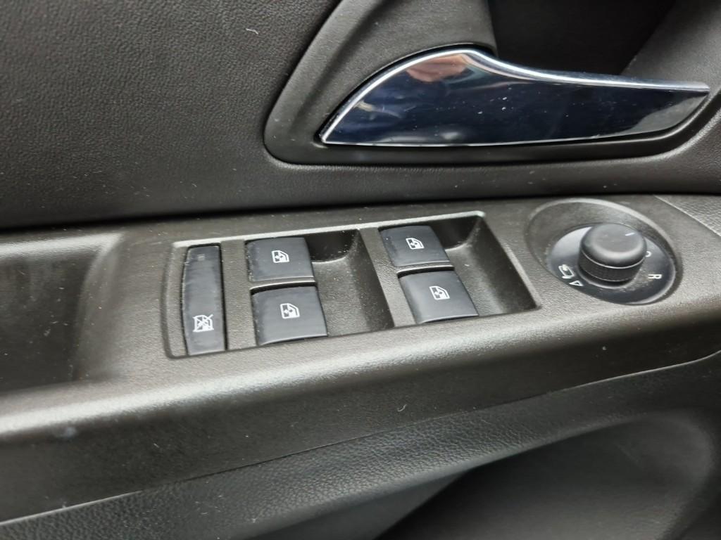 Chevrolet Cruise 2014 Blanco - Importación desde Corea - HF Imports Iquique - Foto 18