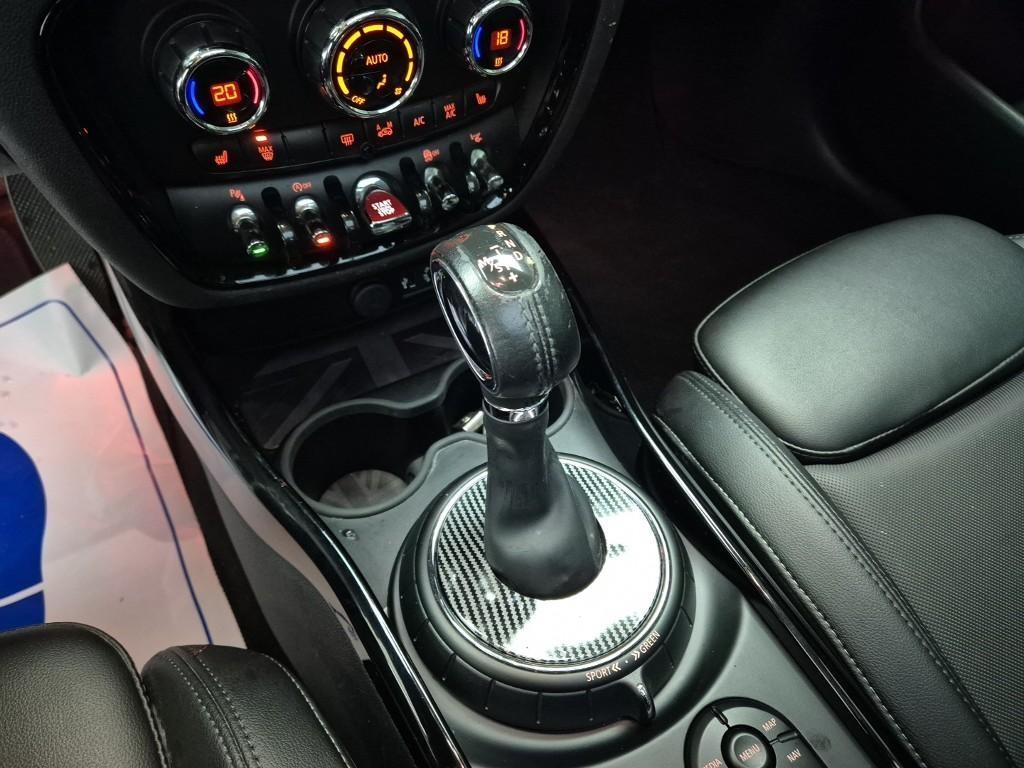 Mini Clubman - Vista 8