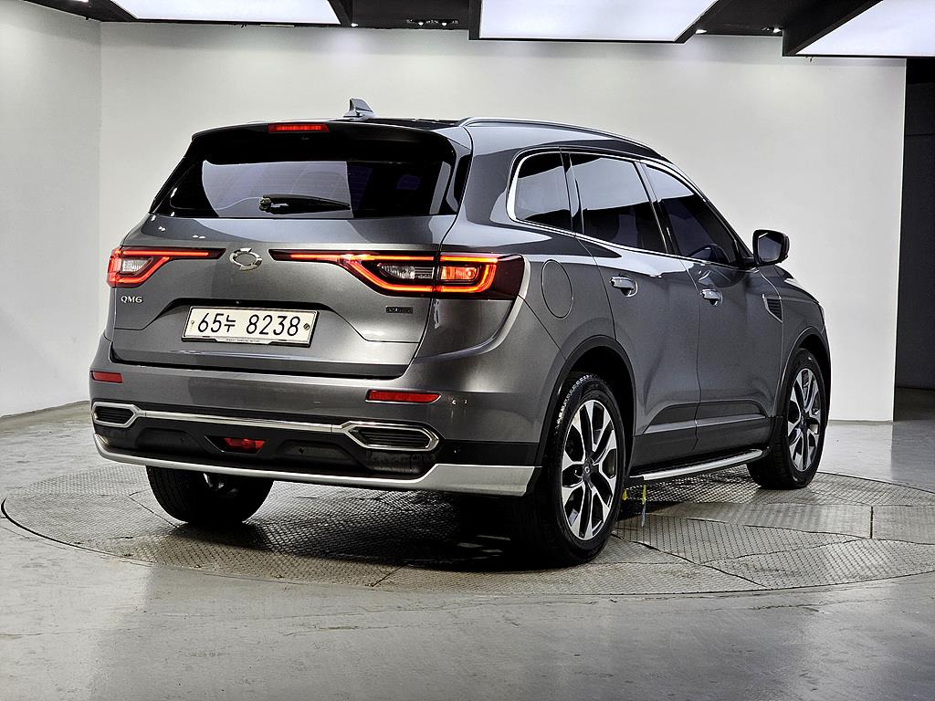 SAMSUNG QM6 - Vista 4