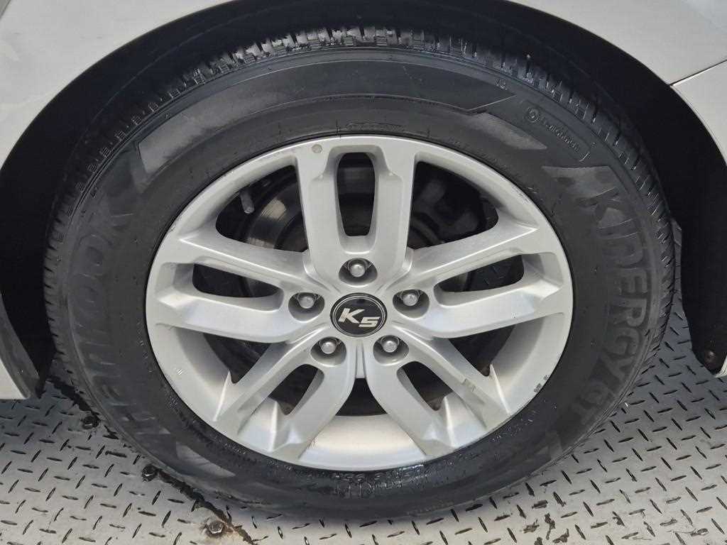 KIA K5 2011 Plateado - Importación desde Corea - HF Imports Iquique - Foto 20