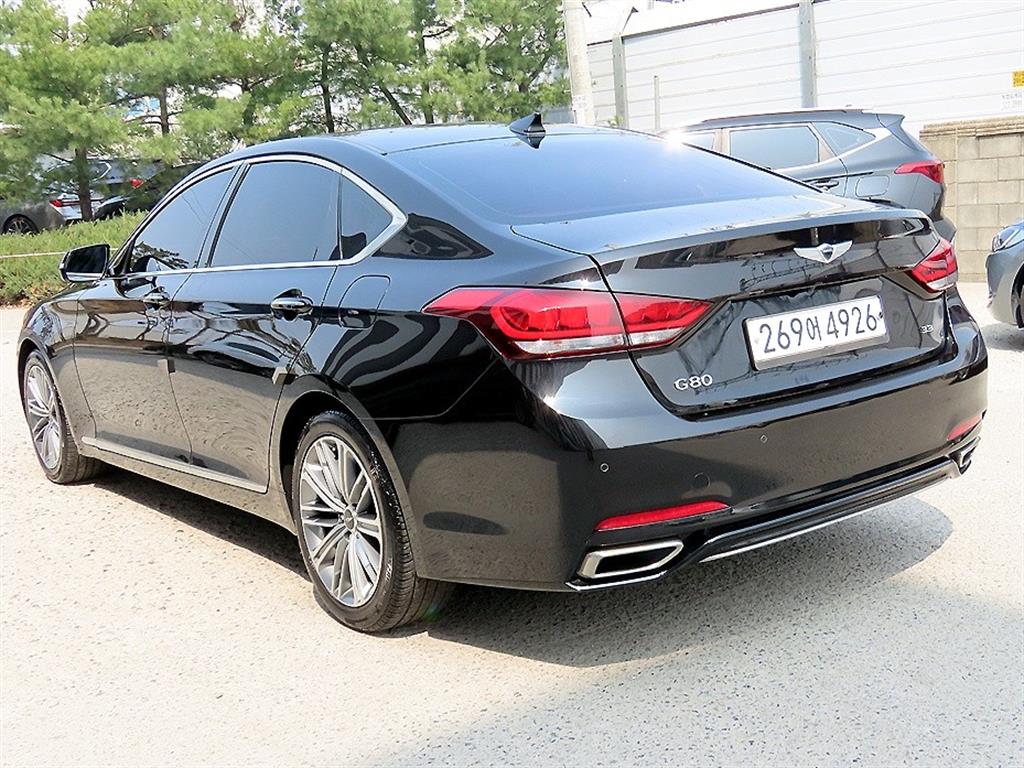 Genesis G80 - Vista 3